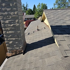 Top-Quality-Tear-Off-Reroofing-Services-in-Hillsboro-OR-Home-ADU-Transformation 1
